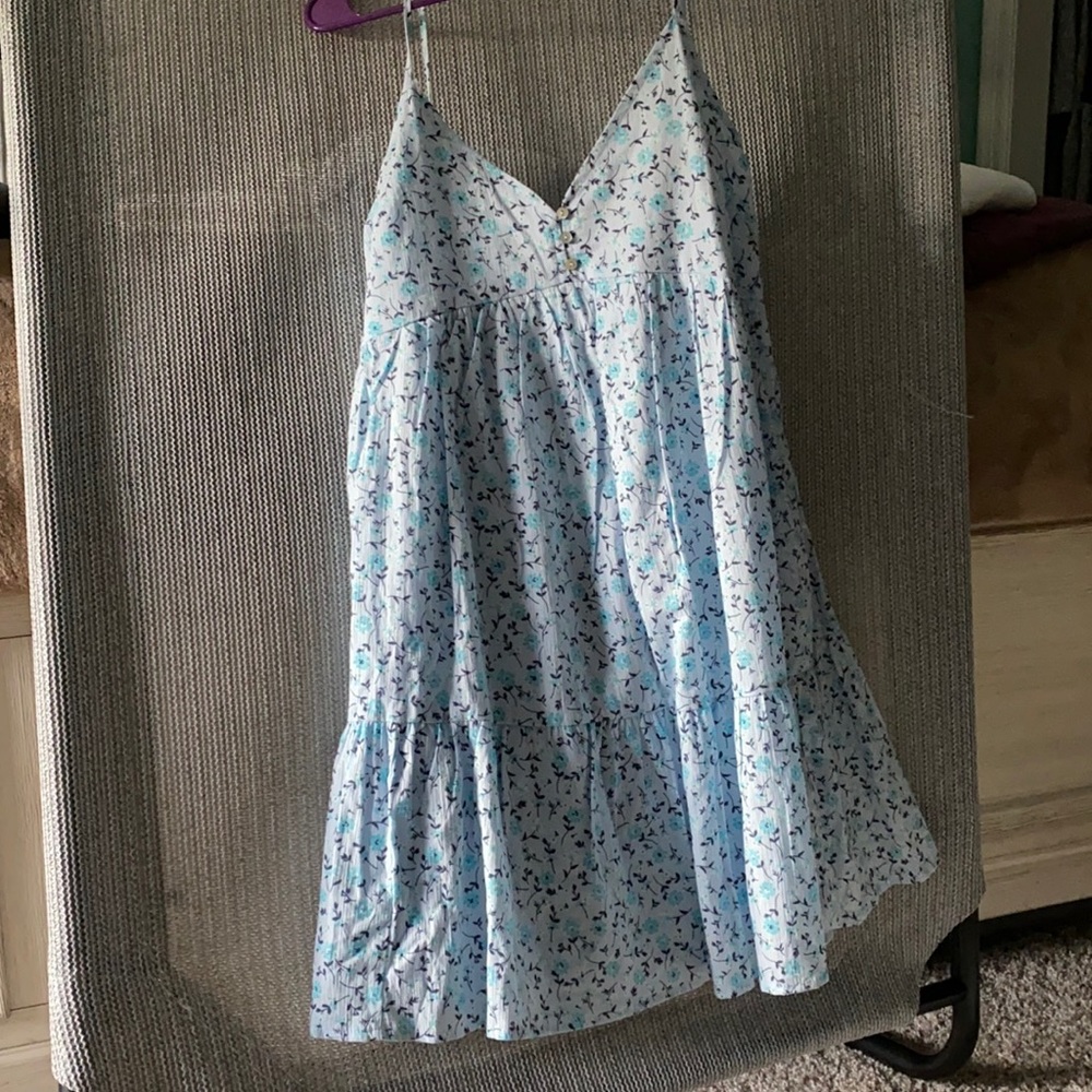 Light blue floral dress!